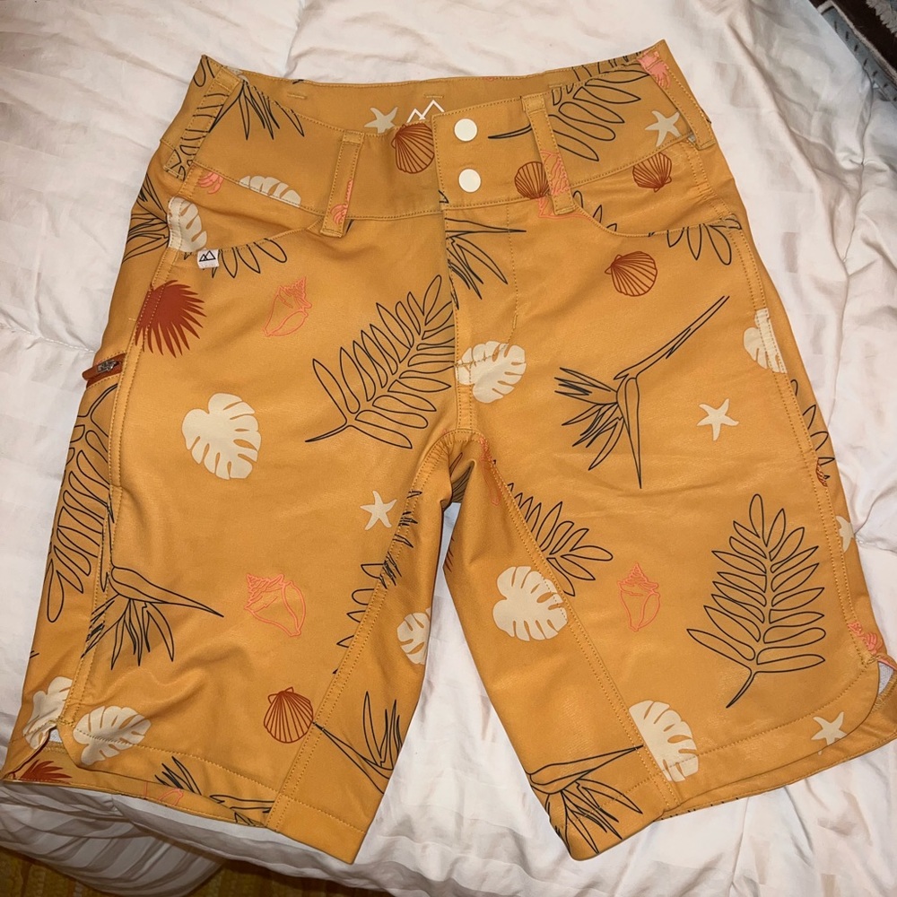 Girl’s Wild Rye Bike Shorts